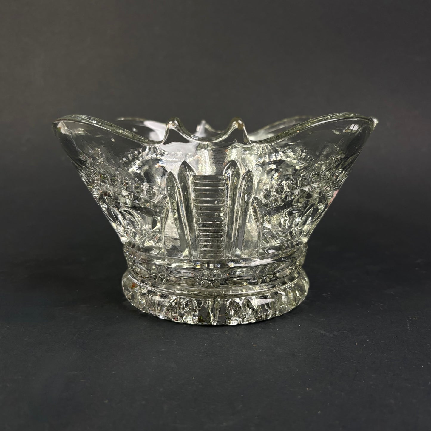 Vintage c.1920–1935 Pressed Glass Fruit Bowl