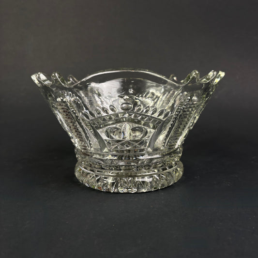 Vintage c.1920–1935 Pressed Glass Fruit Bowl
