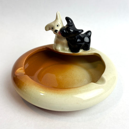 Wembley Ware Ashtray – Scottie Dogs