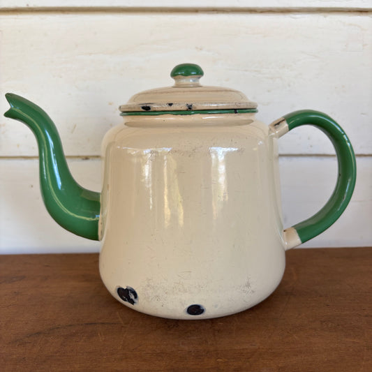 Vintage Enamel Kettle with Green Handle (Medium)