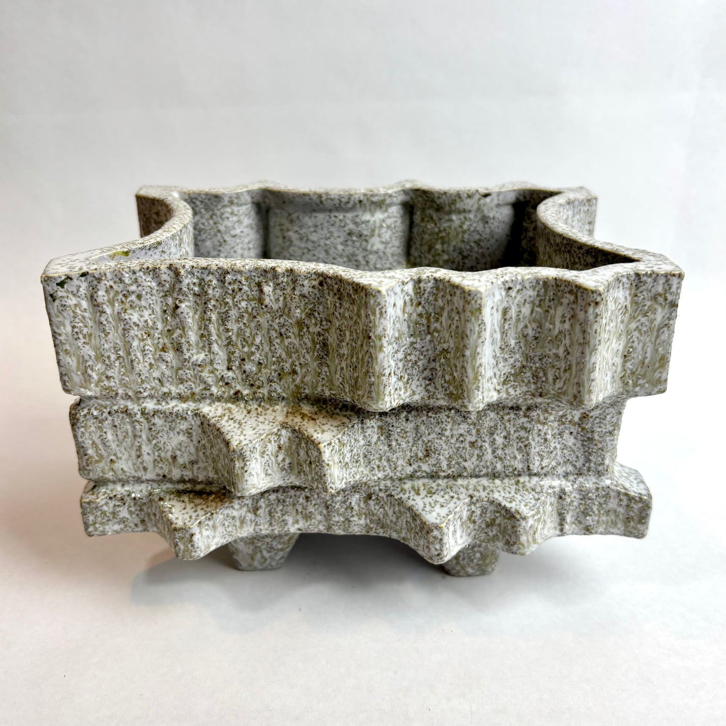 Mid-Century Japanese Brutalist Ceramic Planter – c. 1960s–70s