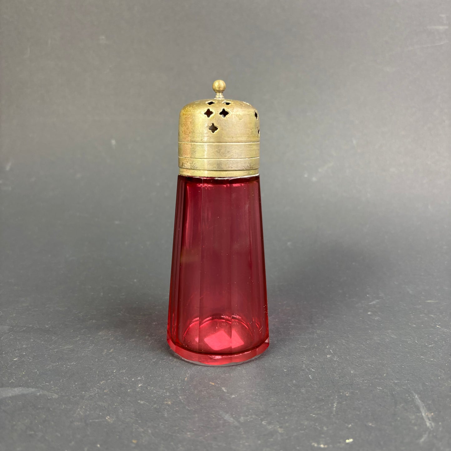 Vintage Cranberry Glass Sugar Shaker with Pierced Metal Lid – 14.5cm