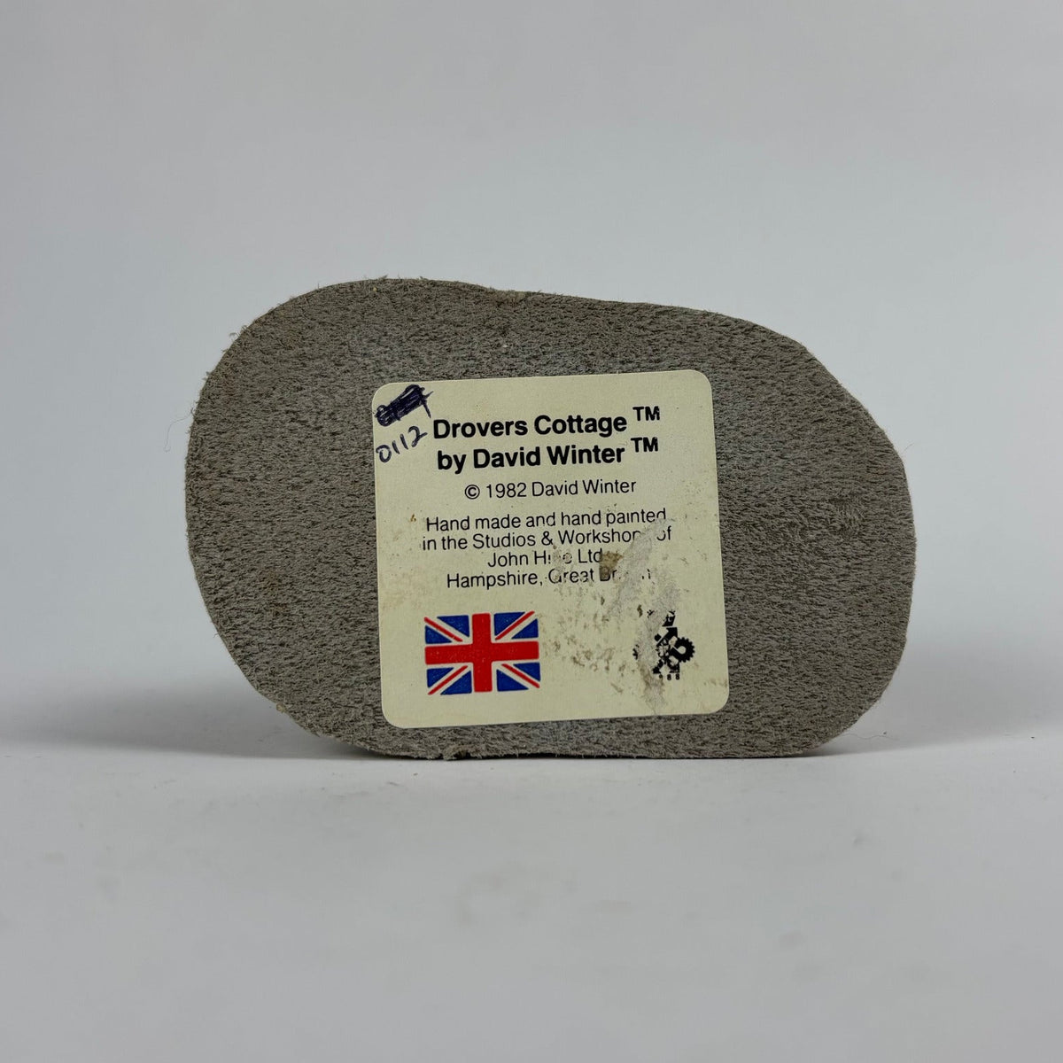 David Winter Drovers Cottage underside maker label