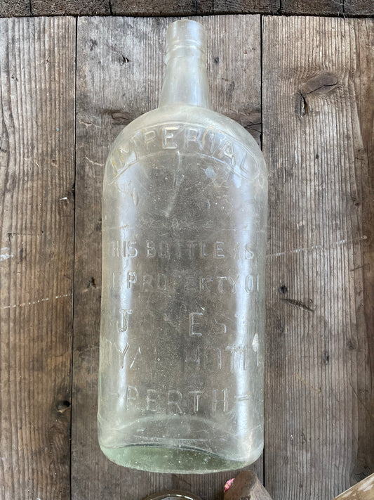 Jones Royal Hotel Quart Bottle