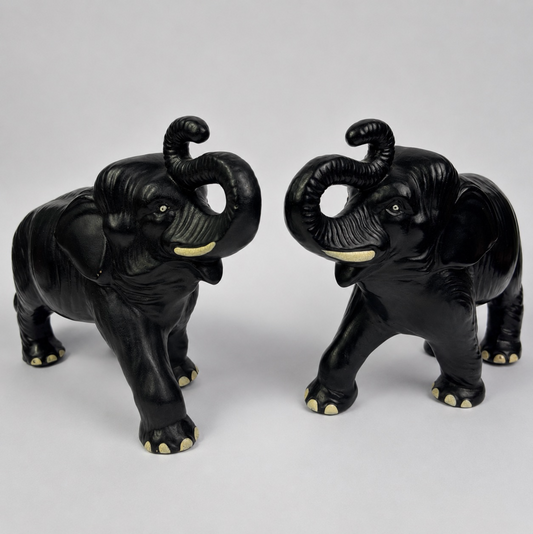 Pair of Vintage SylvaC Black Elephant Figurines No. 77 – Made in England