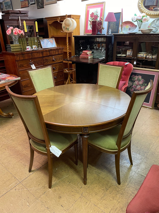 Vintage five-piece dining suite with an extendable table