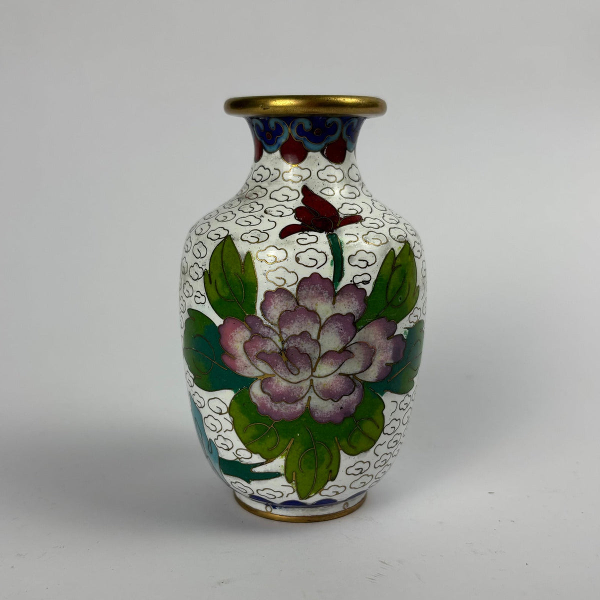 White-ground floral cloisonné vase with brass rim