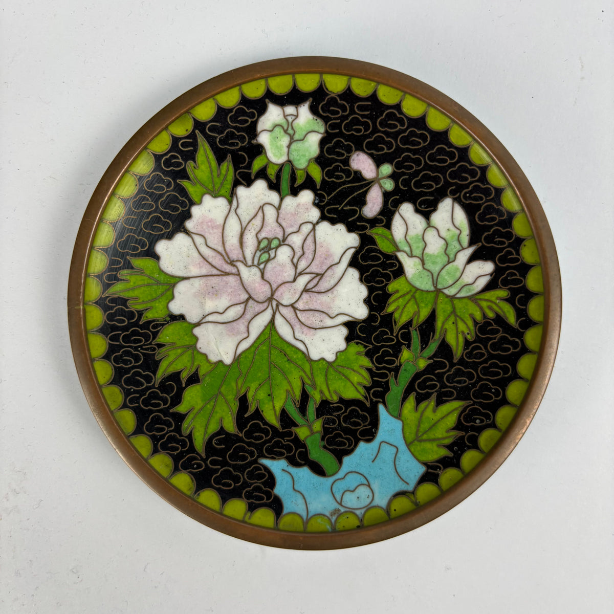 Floral cloisonné enamel dish with black ground and brass rim