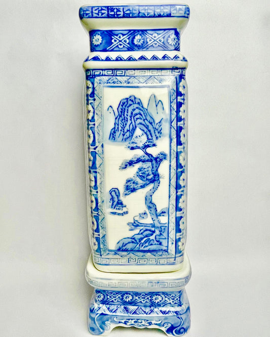 Blue and white porcelain umbrella stand