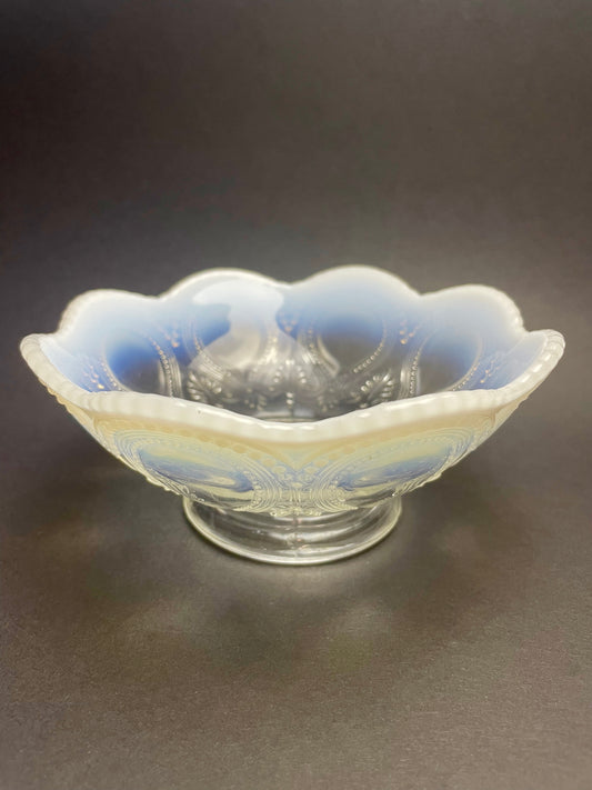 Small Victorian Vaseline Glass Bowl