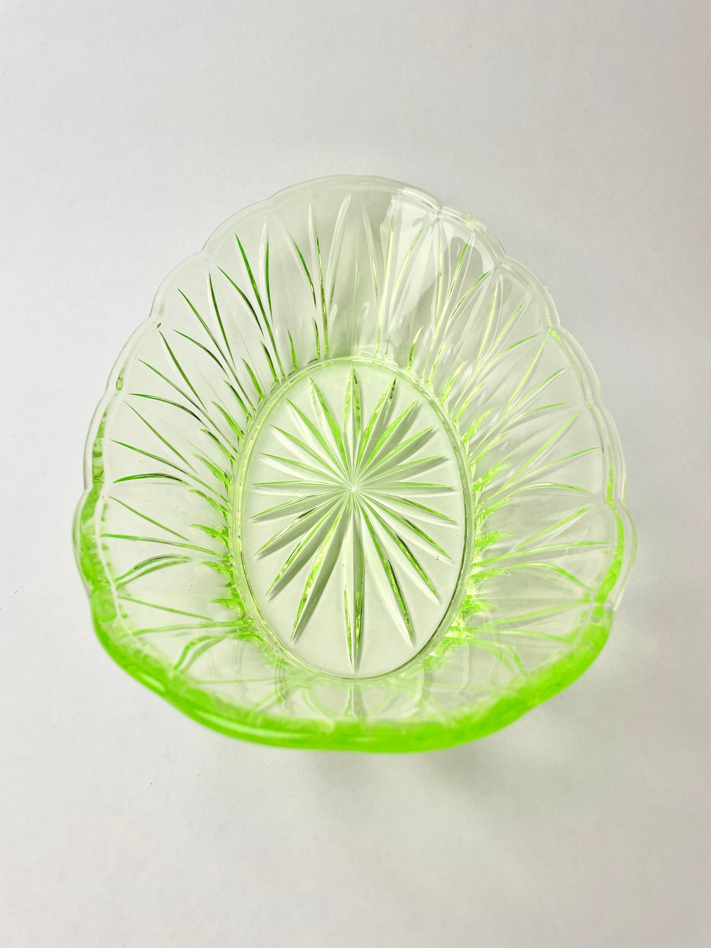 Uranium Glass Dish 27cm