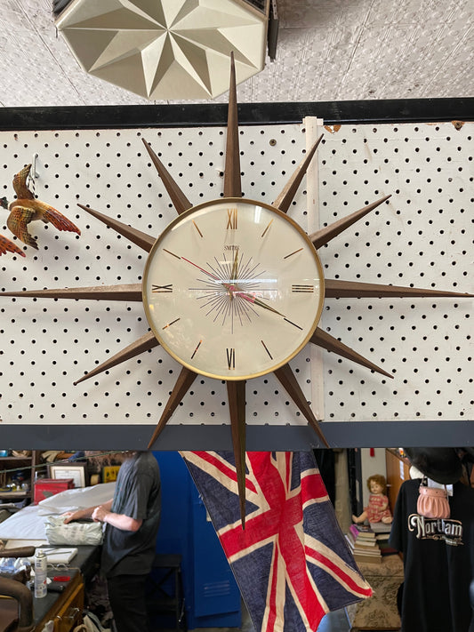Smiths Starburst Clock