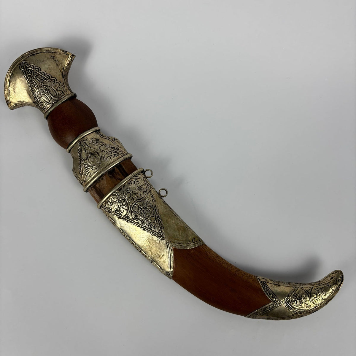 dagger original photograph