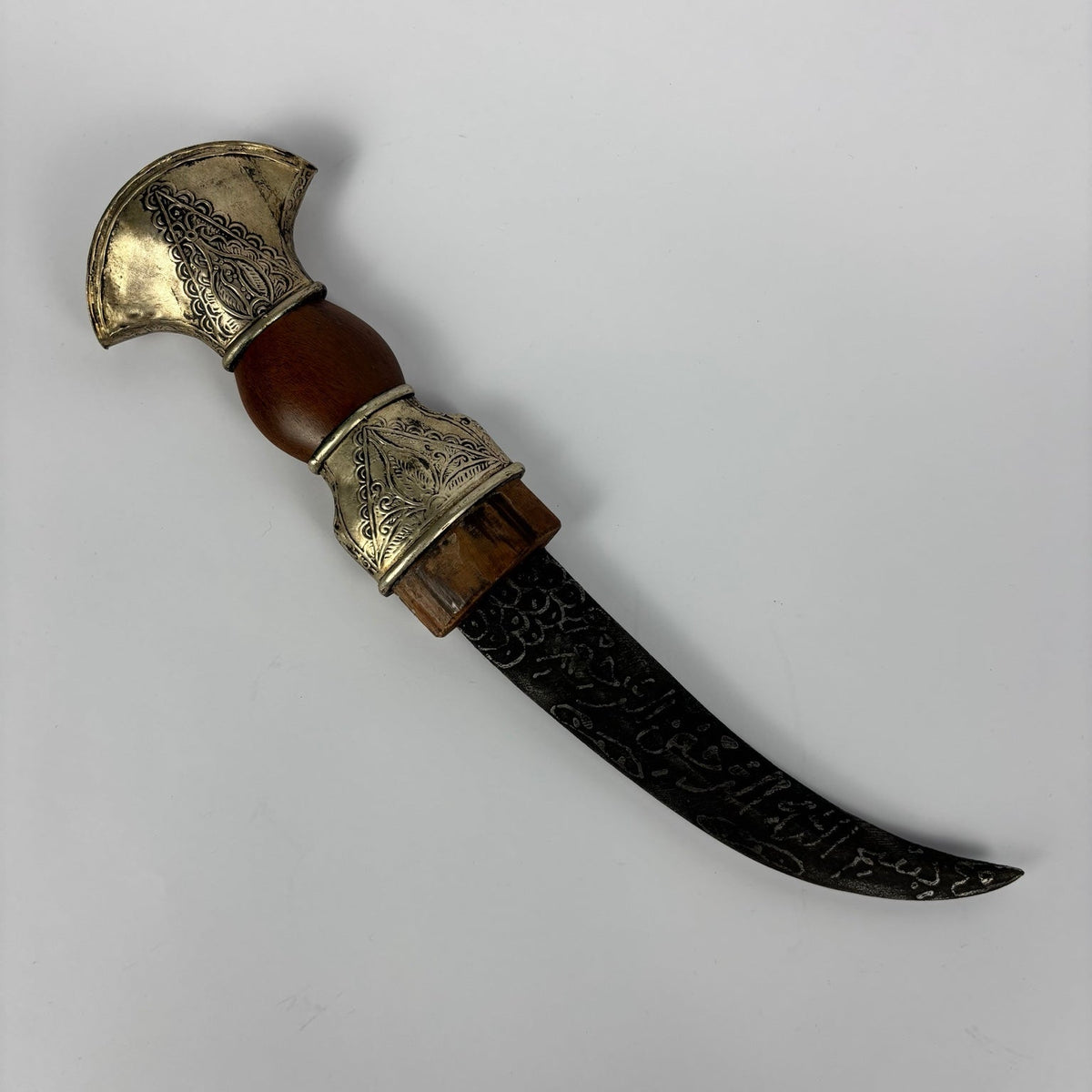 dagger original photograph