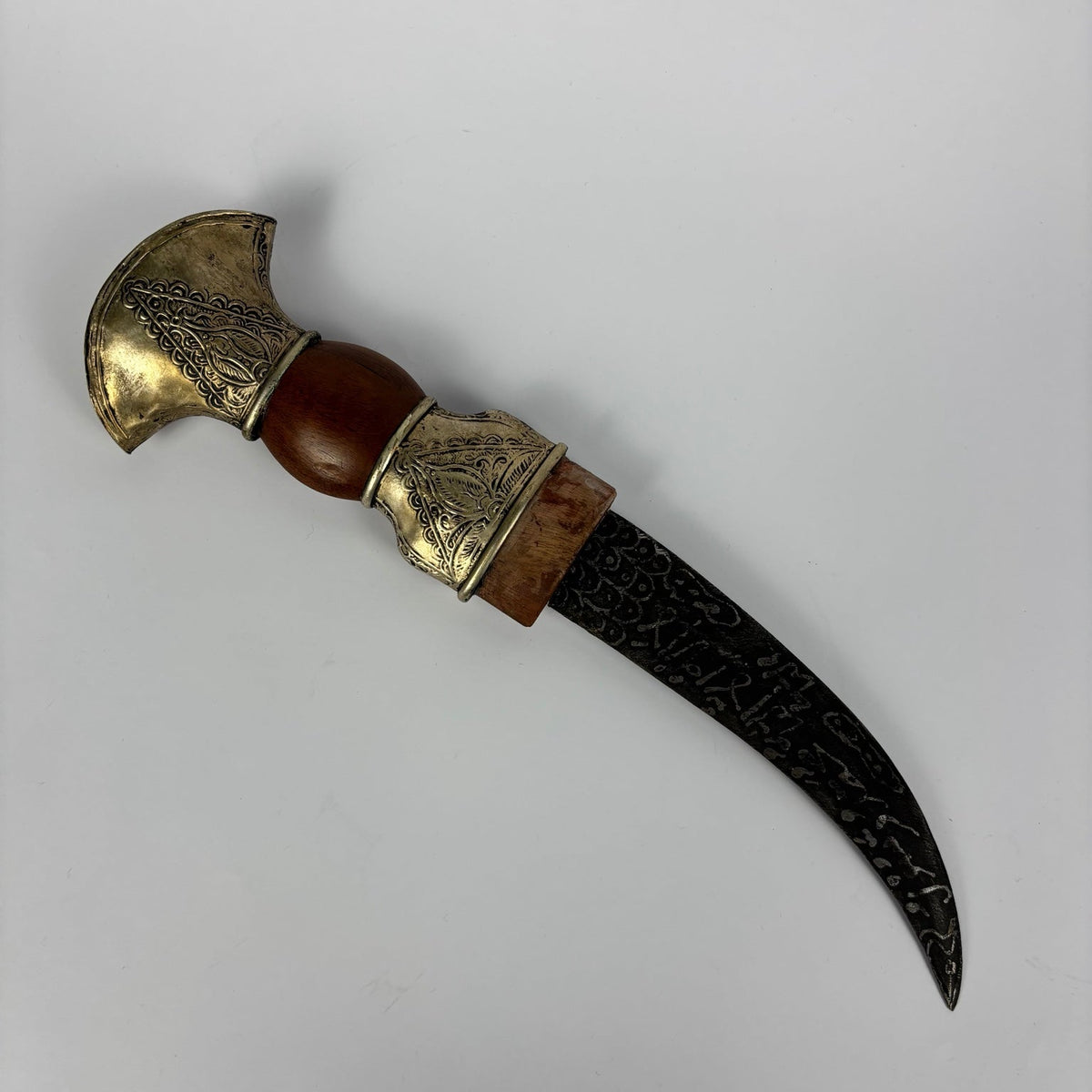 dagger original photograph