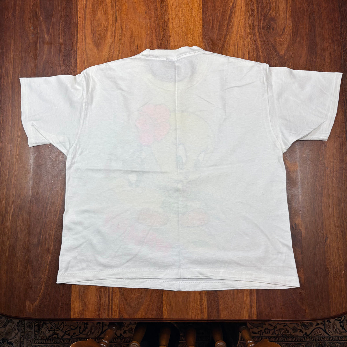 Vintage Warner Bros Tweety Bird Hawaii T-Shirt back