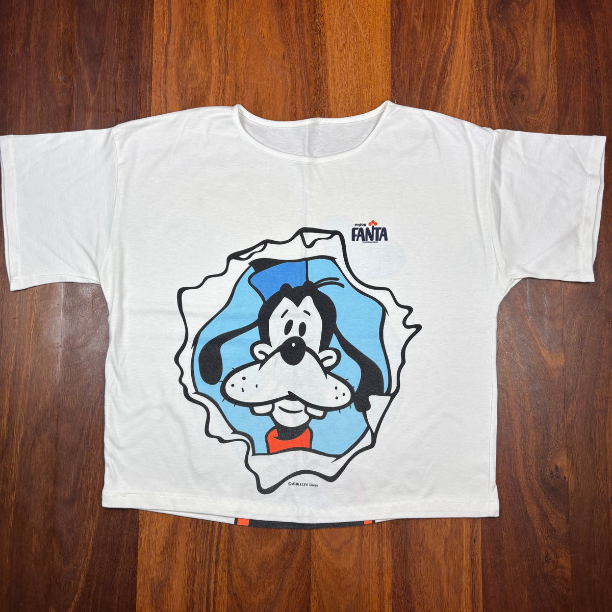 Vintage Disney Goofy Enjoy Fanta promotional T-shirt front