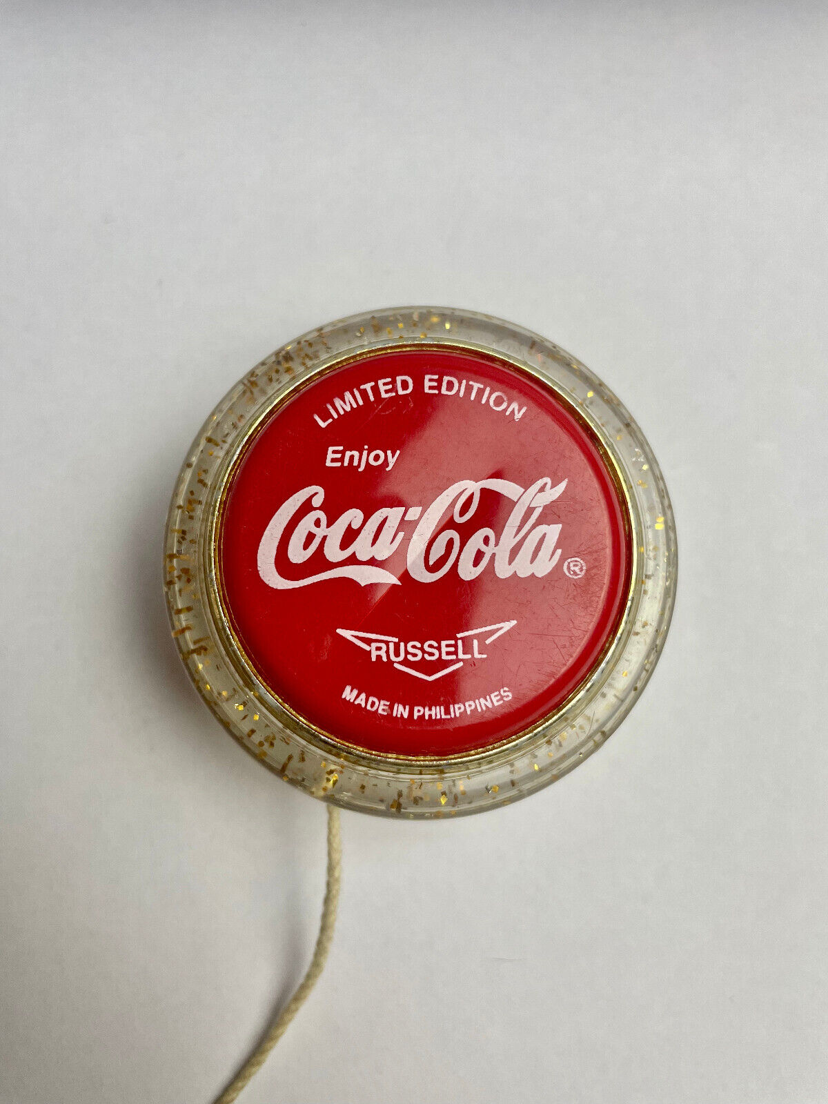 Vintage Russell Coca Cola Limited Edition gold glitter Yo-Yo
