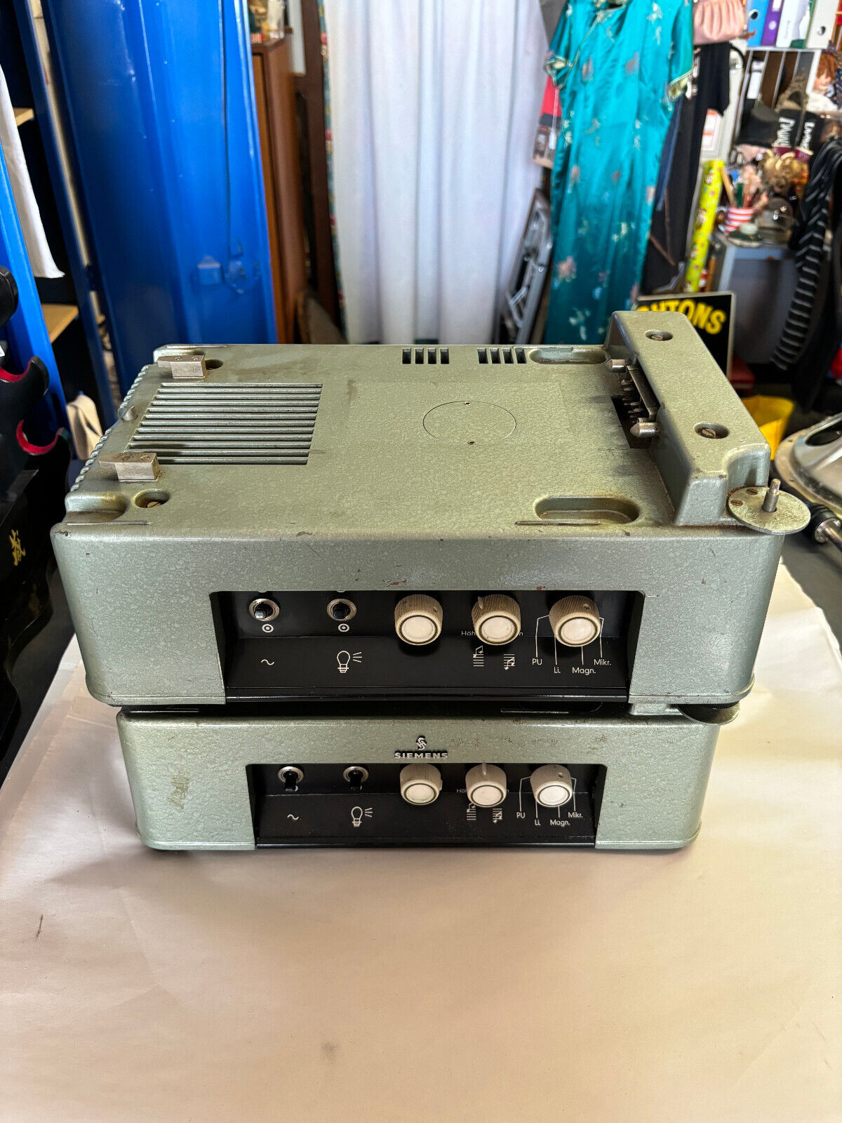 Pair of Siemens Smf V 4b Valve Amplifiers