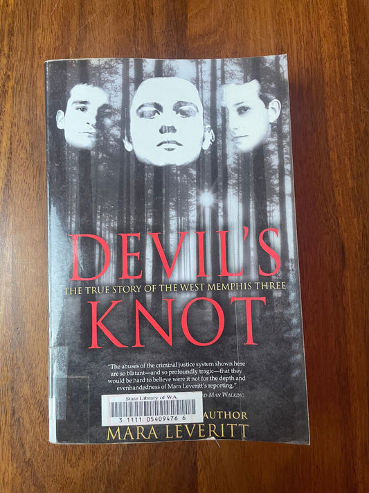 Devil's Knot: The True Story of the West Memphis Three by Leveritt (English) Pap