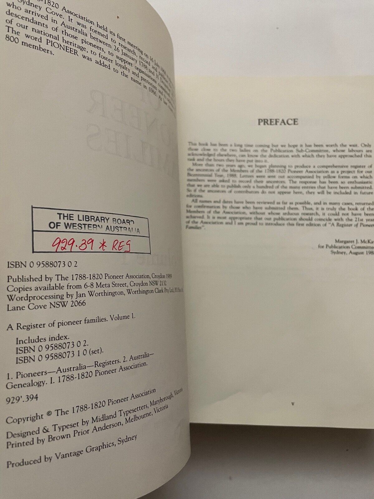 A Register of Pioneer Families Volume 1 (Hardback)