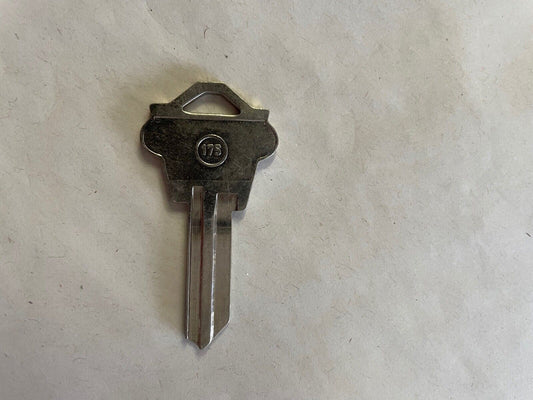 Ezy-Cut S175 blank keys x 24 vintage original vintage hardware Made in Australia