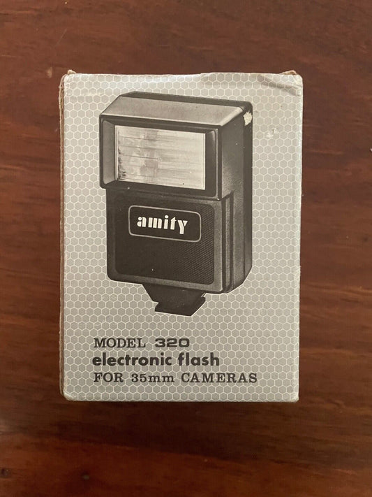Vintage AMITY 320 Electronic FLASH for 35mm CAMERAS ~ Boxed, instructions