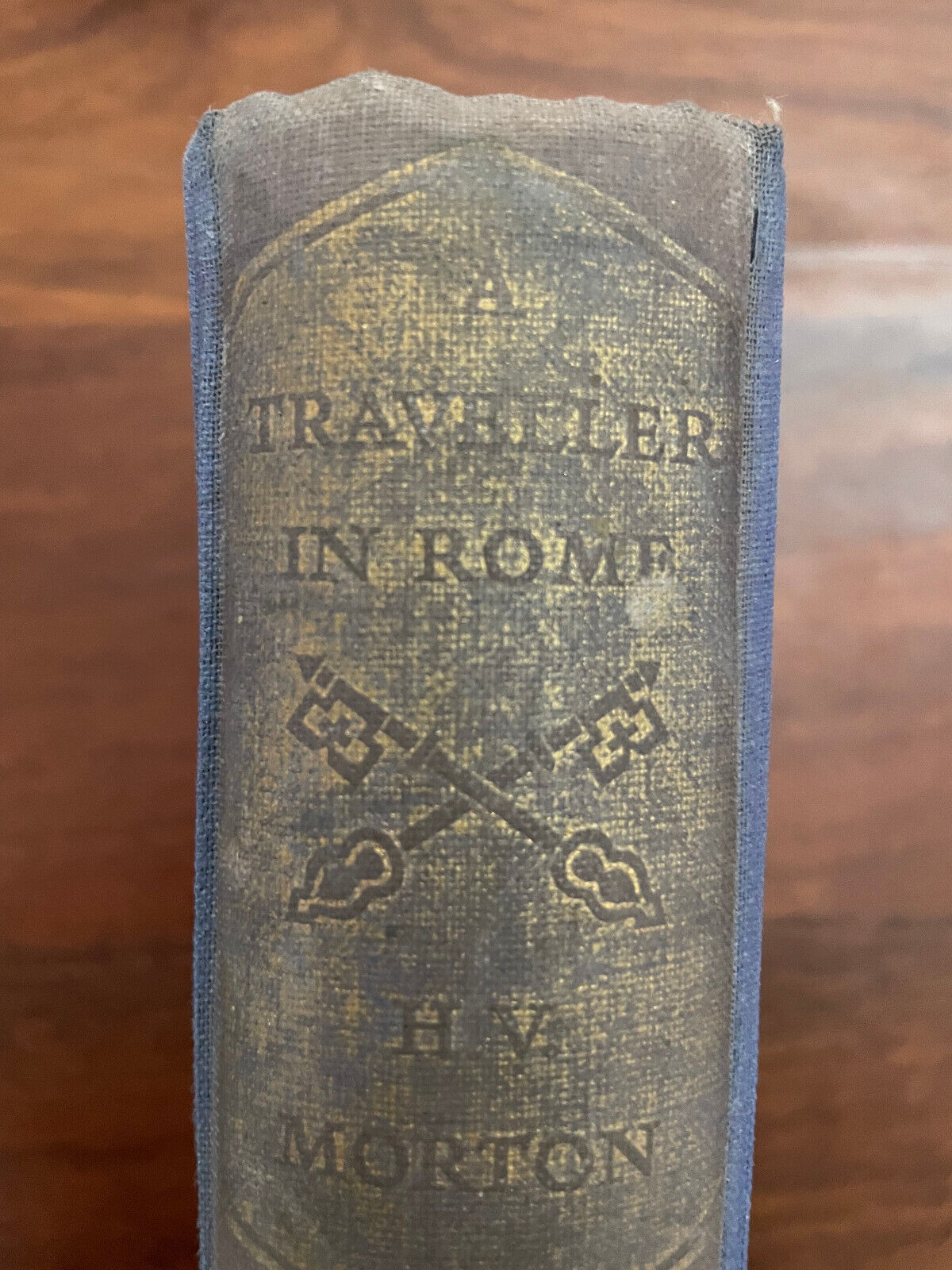 "A TRAVELLER IN ROME" H V MORTON TRAVEL